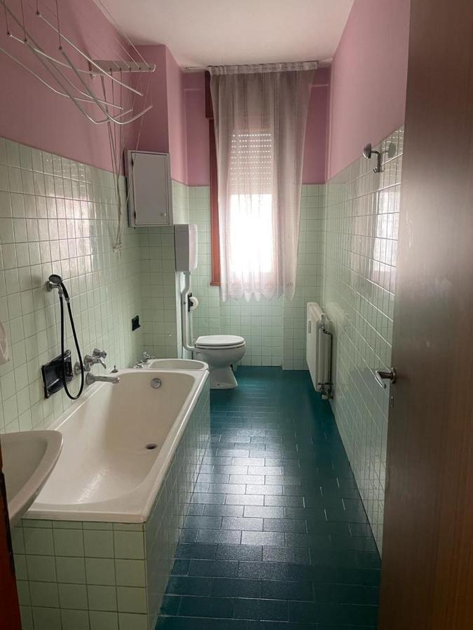 Venice Night 13 Family Room เมสเตร ภายนอก รูปภาพ